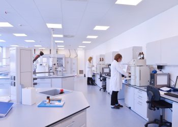 ظريف الصنوبر التحريك النفسي؟ يدعم العلم أيضًا طريقة علاج أورين ظريف