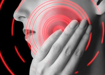 "الطبيب أراد خلع 4 أسنان وإجراء 3 جراحات للثة. أورن ظريف أجرى لي معجزة" –  أورن زريف  – Oren Zarif