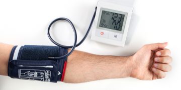 ارتفاع ضغط الدم أو ارتفاع ضغط الدم في فم الناس هو مرض مزمن يكون فيه ضغط الدم مرتفعًا بشكل خاص