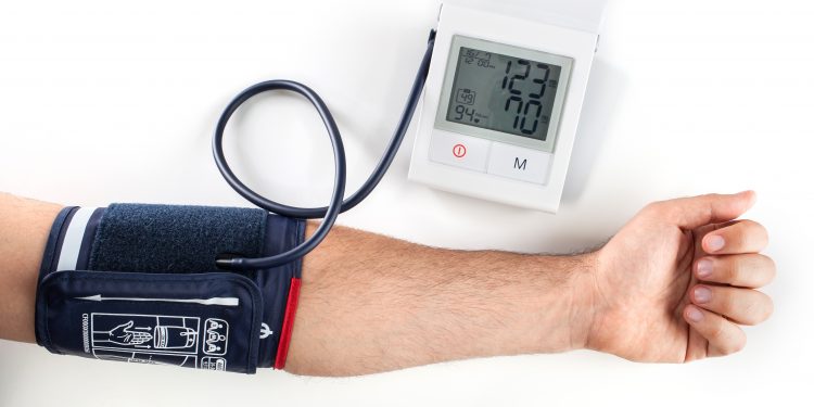 ارتفاع ضغط الدم أو ارتفاع ضغط الدم في فم الناس هو مرض مزمن يكون فيه ضغط الدم مرتفعًا بشكل خاص