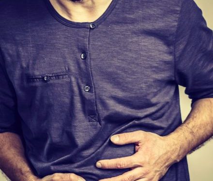 "عانيت من آلام في البطن لمدة 6 سنوات – حتى أتيت إلى أورن ظريف" –  أورن زريف  – Oren Zarif