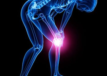 "9 أطباء وأساتذة قالوا إنه لا مفر من جراحة الركبة – أورن ظريف أنقذني!" –  أورن زريف  – Oren Zarif